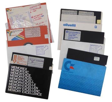 Commodore 1541 Single Floppy Disk Drive - WORKING!!! 8x, Games en Spelcomputers, Nieuw