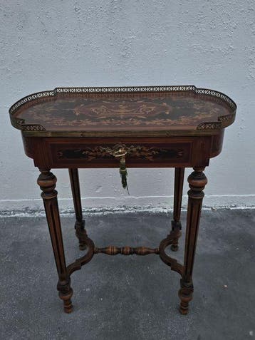 Kabinet - Hout, Antiek en Kunst