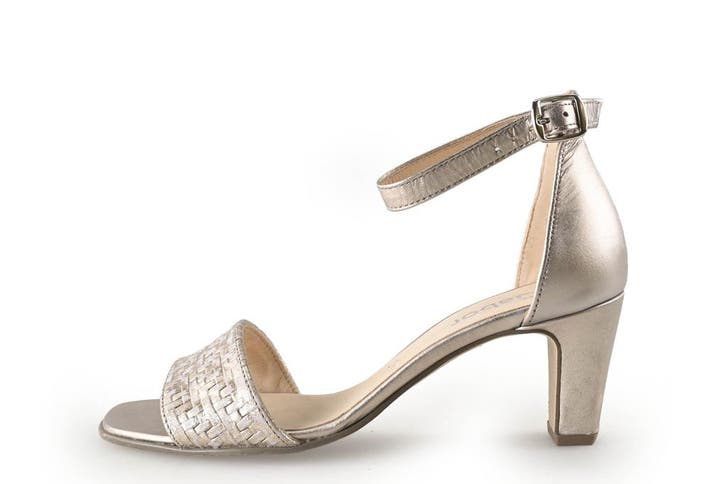 Gabor Sandalen in maat 36 Beige, Kleding | Dames, Schoenen, Beige, Zo goed als nieuw, Sandalen of Muiltjes, Verzenden