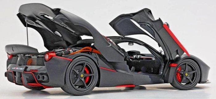 BBR 1:18 - Model raceauto - FERRARI LA FERRARI MATT BLACK, Hobby & Loisirs créatifs, Voitures miniatures | 1:5 à 1:12