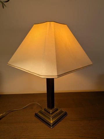 Lampe de table - Laiton moulé
