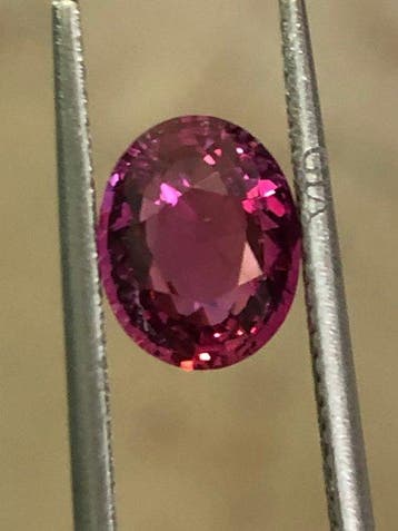 1 pcs Violet, Rouge Rubis - 2.03 ct - Gemological Institute, Bijoux, Sacs & Beauté, Pierres précieuses
