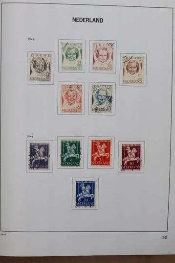Nederland 1945/1994 - Lot in 2 voordrukalbums, Postzegels en Munten, Gestempeld