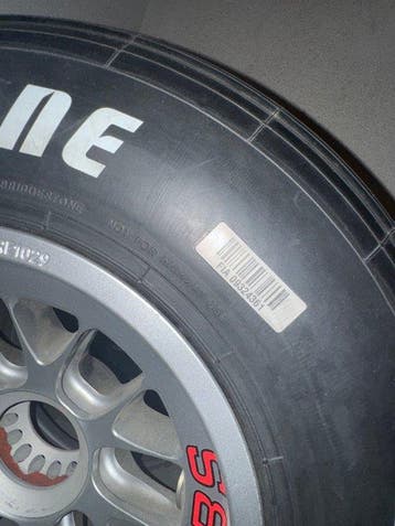 Pneu (1) - Bridgestone - Potenza - Post 2000, Collections