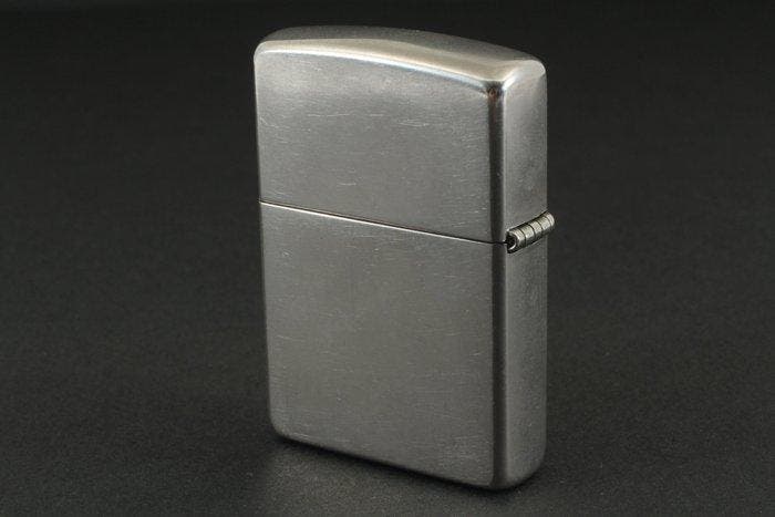 Limited Edition No.0572 Two-Tone Stone Accent - Zonder, Verzamelen, Rookartikelen, Aanstekers en Luciferdoosjes