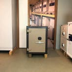 Gebruikte inbraakwerende Bergh kluis, Huis en Inrichting, Brandblussers en Brandkasten, Verzenden, Gebruikt