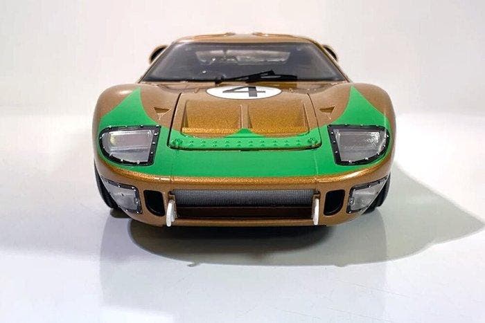 shelby collectibles 1:18 - Modelauto - Ford GT-40 MK II Le, Hobby en Vrije tijd, Modelauto's | 1:5 tot 1:12