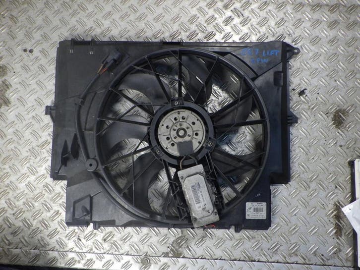 BMW E87 E90 2.0i koelventilator met behuizing, Auto-onderdelen, Overige Auto-onderdelen, Gebruikt, Verzenden