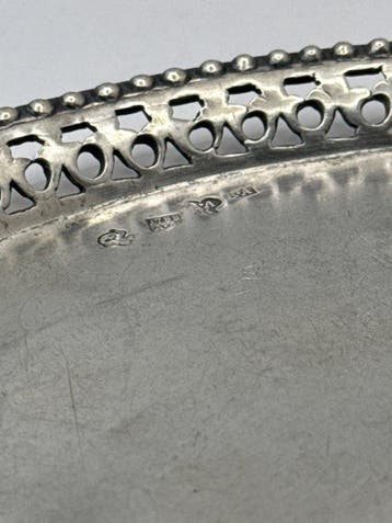 Dienblad - Zilver - ronde zilveren schaal, Antiek en Kunst