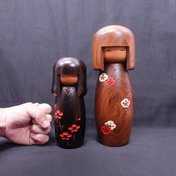 Mignonne Sosaku Kokeshi  / poupée kokeshi - Bois -