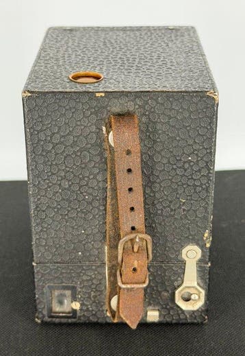 Kodak Beau Brownie Art Deco Box Camera (Rose/Claret, Nieuw