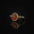 Middeleeuwen, kruisvaardersperiode Zilver Ring met