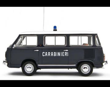 Laudoracing 1:18 - Petite citadine miniature - Fiat 850