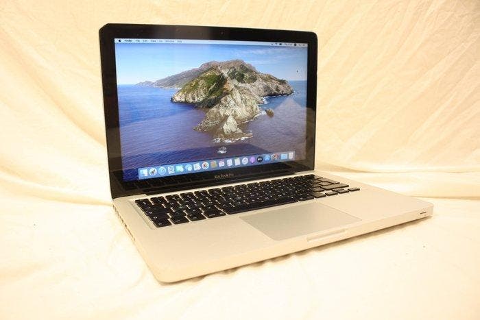 Rare find: Apple MacBook Pro 13 inch | Intel Core i5 2.5Ghz, Games en Spelcomputers, Spelcomputers | Overige Accessoires