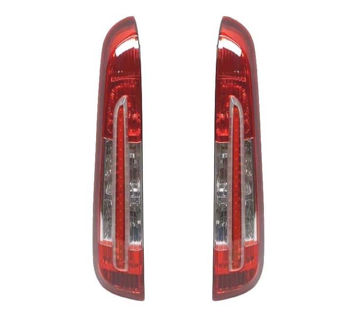 FEUX ARRIÈRE FORD FOCUS C-MAX 07-10, Autos : Pièces & Accessoires, Éclairage, Envoi