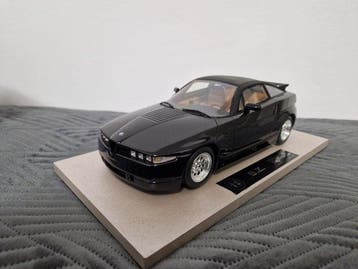 Top Marques 1:18 - Modelauto - Alfa Romeo SZ - TOP001B