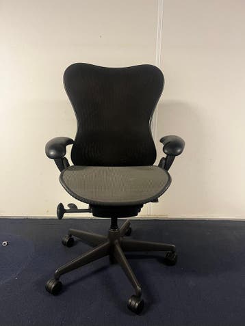 Herman Miller Mirra Full Option, Butterfly Uitvoering, Verzenden, Zwart, Nieuw, Bureaustoel