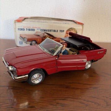 Bandai - Blikken speelgoed - Ford / T-Bird with Convertible