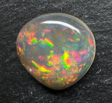 Opaal Cabochon- 3.23 g