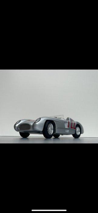 Maisto 1:18 - Model raceauto - Mercedes-Benz 300 SLR Mille, Nieuw