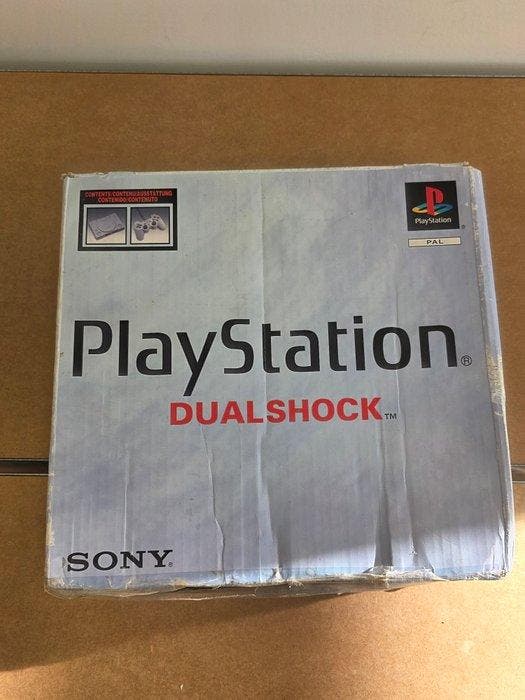 Sony - PS1 - PLAYSTATION 1 - OLD STOCK - EXTREMELY RARE -, Games en Spelcomputers, Spelcomputers | Overige Accessoires