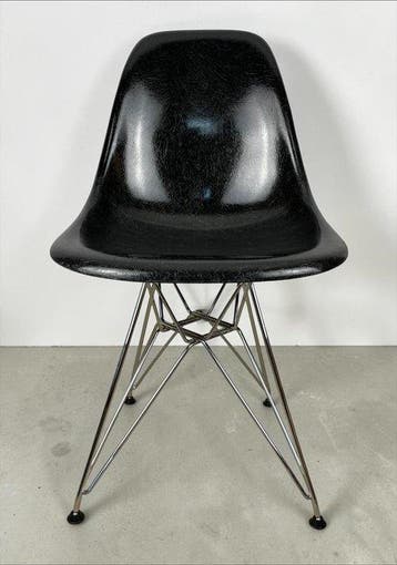 Vitra - Charles & Ray Eames - Chaise - DSR - Fibre de verre,