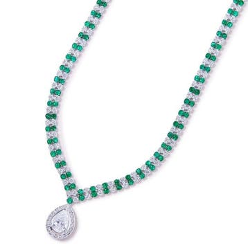 Collier - 14 carats Or blanc - 5.44ct. tw. Émeraude -