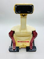 Nintendo - Family Computer Robot (HVC-012) - Nintendo