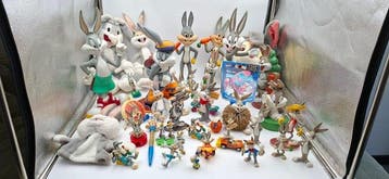 Warner Bros - Figuur - Bugs Bunny (40) - PVC