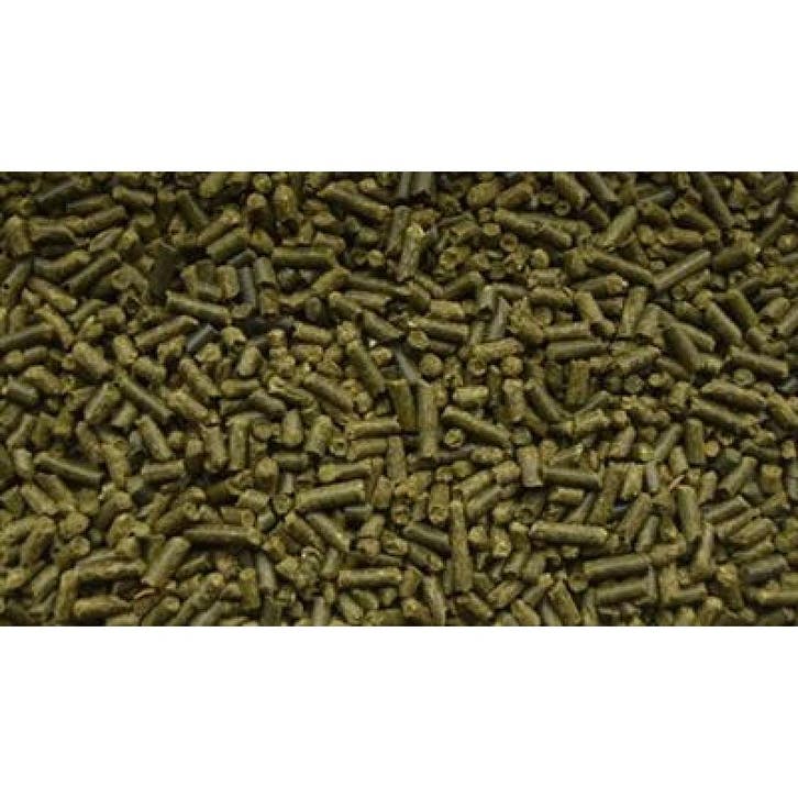 Luzerne granules 20 kg - par piece, Animaux & Accessoires, Chevaux & Poneys | Autres trucs de cheval, Neuf