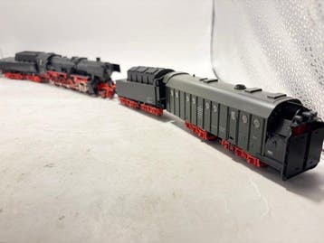 Märklin H0 - 26830 - Locomotive à vapeur avec tender (2) -, Nieuw