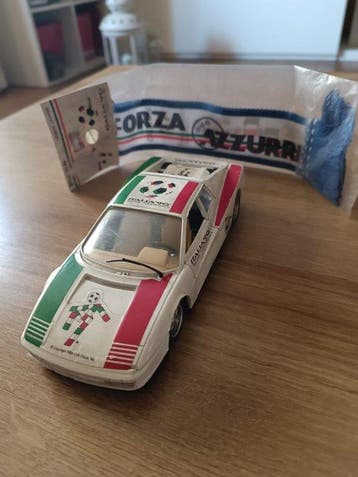 Wereldkampioenschap Voetbal - 1990 - Ferrari Testarossa, Nieuw