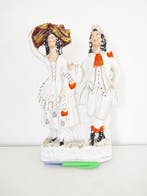 Staffordshire - Figuur - Couple - 33,5 cm - Aardewerk, Antiek en Kunst