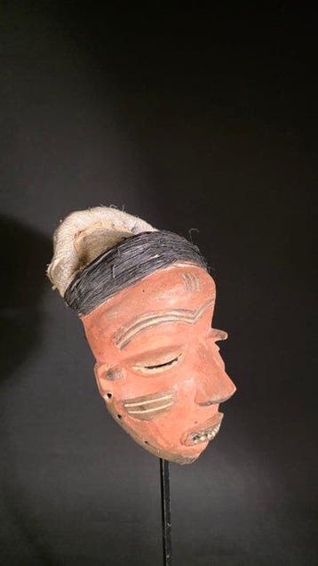 Houten masker - Pende - DR Congo (Zonder minimumprijs)