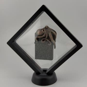 Zippo - Kraken Sculpture 3D - Stone Crackle - Zonder, Nieuw