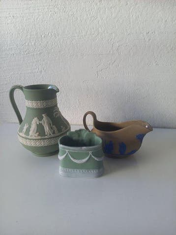Wedgwood - Kruik (3) - Steengoed - Kan, sauskom en pot, Antiek en Kunst