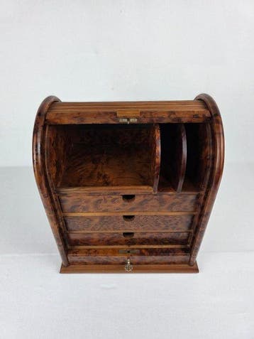 Secretaire - Thuya - A serrandina , elegante
