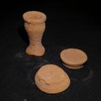 Égypte ancienne Terre cuite Groupe de plats doffrande et