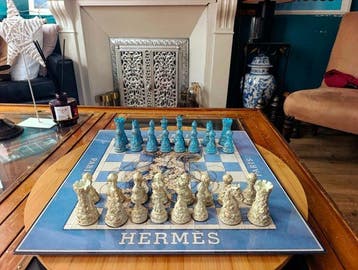 Dominique Kleiner - Échiquier d’art “Hermès – Bleu Impérial”