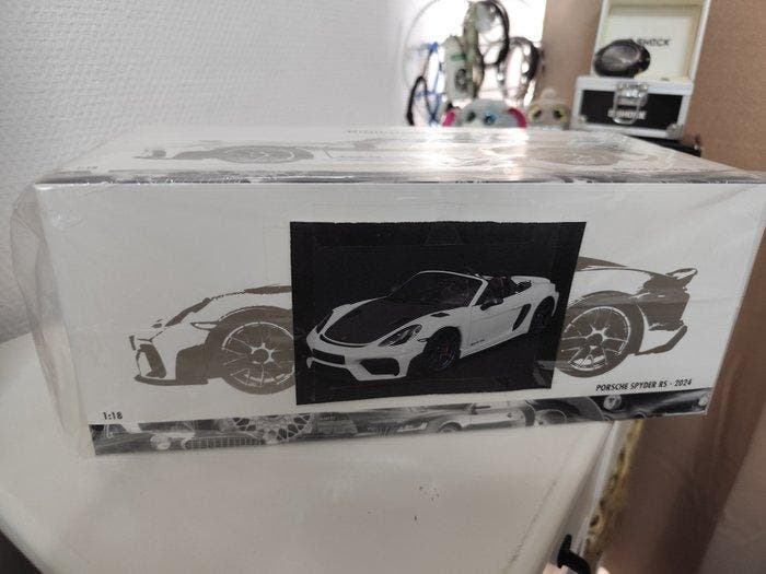 Minichamps 1:18 - Modelauto - Porsche Spyder RS - Weissach, Hobby & Loisirs créatifs, Voitures miniatures | 1:5 à 1:12