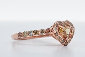 Zonder minimumprijs - Ring - 14 karaat Roségoud - 0.70ct., Handtassen en Accessoires, Ringen, Nieuw