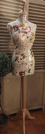 Mannequin - Vintage Text & Flowers, 90/00, Paris - Bois, Antiquités & Art