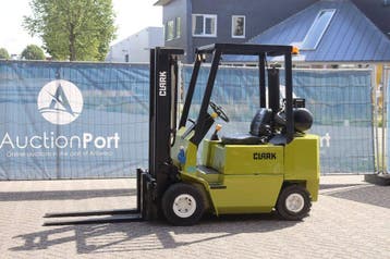 Veiling: Heftruck Clark GPM-20S LPG 2000kg 3.0m 1994, Zakelijke goederen, Ophalen