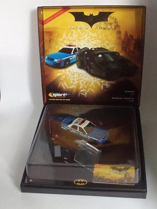Sport - Slotcar Gotham City Police Car - 2000-2010 - China, Hobby en Vrije tijd, Modelauto's | 1:5 tot 1:12