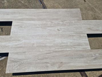 Veiling - 25,92 M2 Keramische Tegel Houtlook 180x30x2 Cm, Nieuw