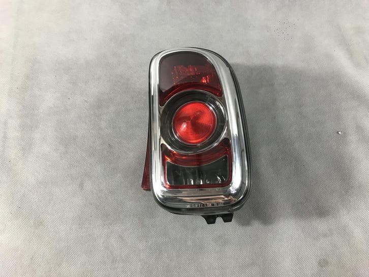 Mini Cooper Clubman R55 Lift 11-14 rechter achterlamp, Autos : Pièces & Accessoires, Éclairage, Envoi