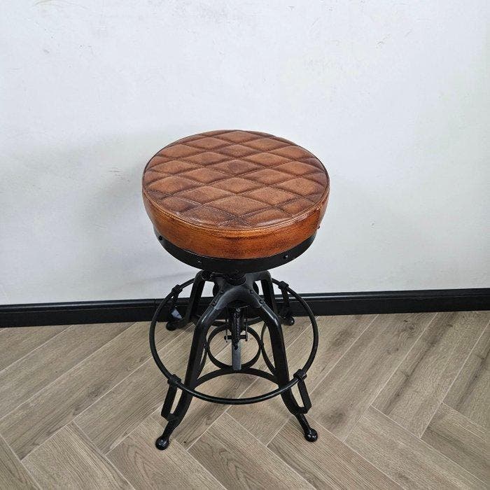 Kruk - in hoogte verstelbaar - IJzer, Leder - Draaikruk, Antiquités & Art, Art | Objets design