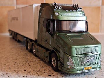 WSI Models 1:50 - Model vrachtwagen - VOLVO (Vlastuin, Nieuw