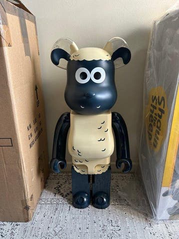 MEDICOM TOY - BE@RBRICK 1000% x Shaun The Sheep Bearbrick