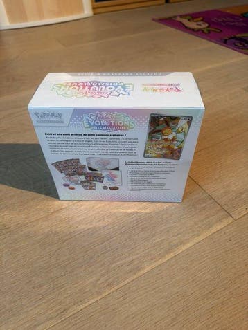 Pokémon - 1 Elite trainer box - Évolutions Prismatiques - XY, Hobby en Vrije tijd, Verzamelkaartspellen | Pokémon, Nieuw